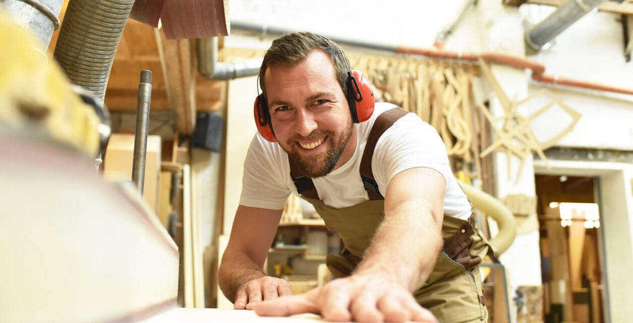 L’importance de choisir un menuisier local pour vos travaux